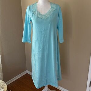 Amadora By Cuddledown Nightgown 100% Cotton L lace full length